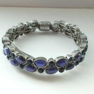Dress Barn Blue Glass Stone Bracelet Silver Tone w/Magnetic Clasp